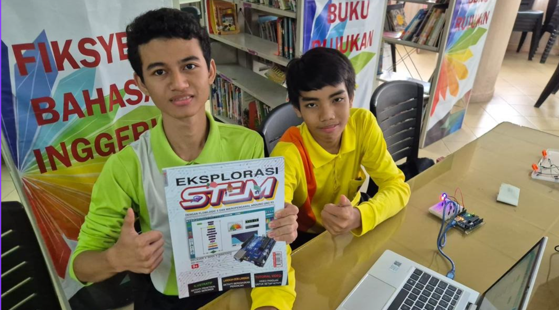 Students presenting a STEM exploration project